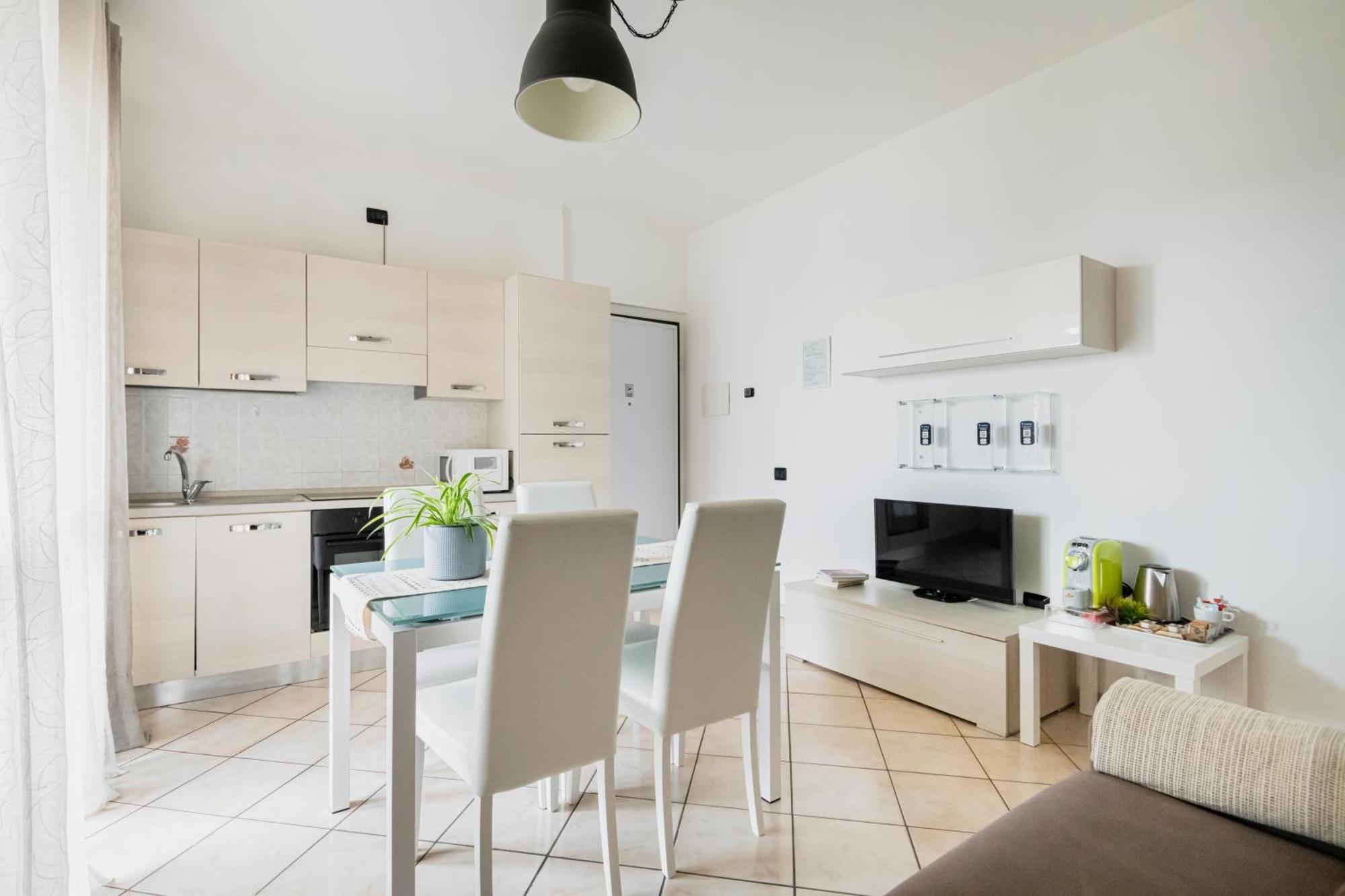 Hq Aparthotel Milano Inn - Smart Suites Cinisello Balsamo Eksteriør billede